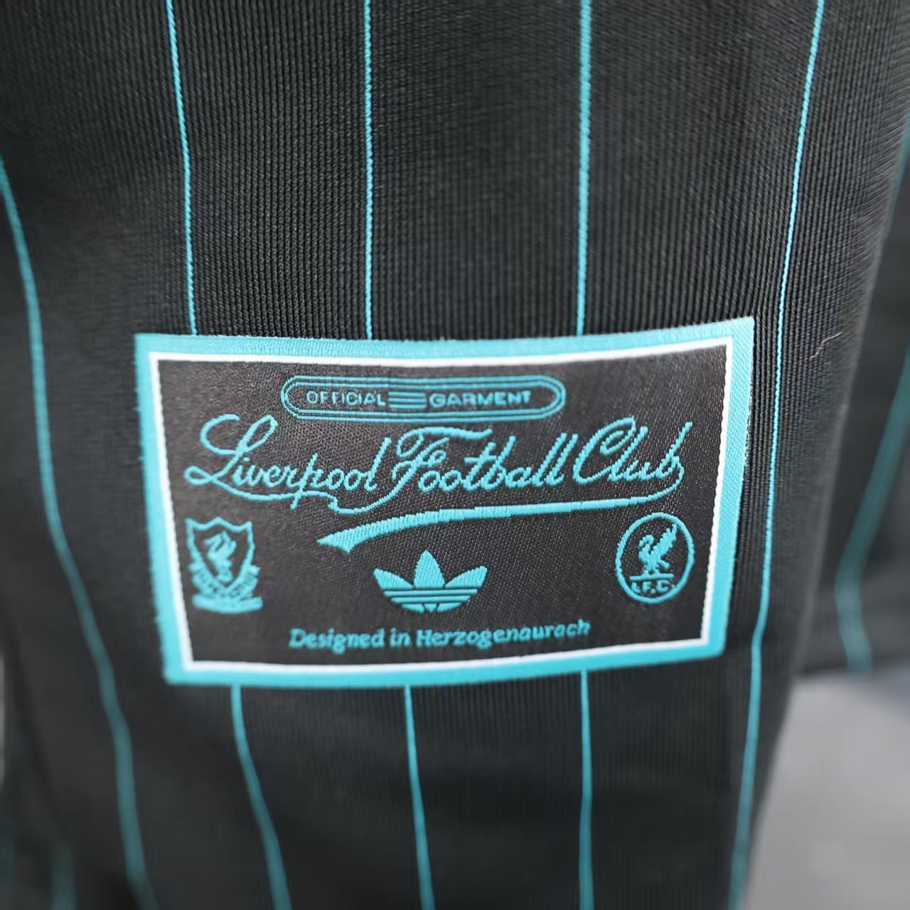 Liverpool Terrace Icon_Black