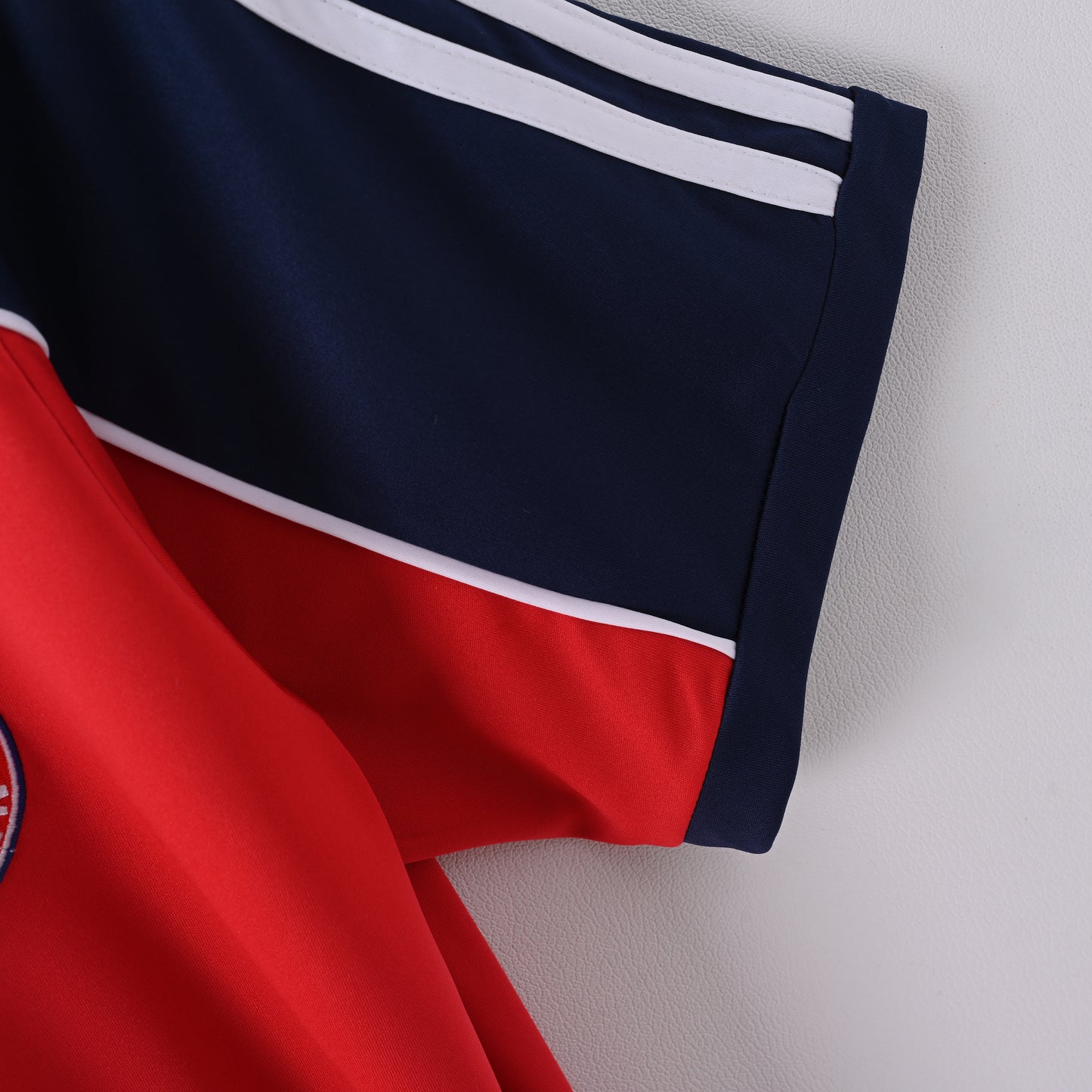 Bayern Munich Home 99/00