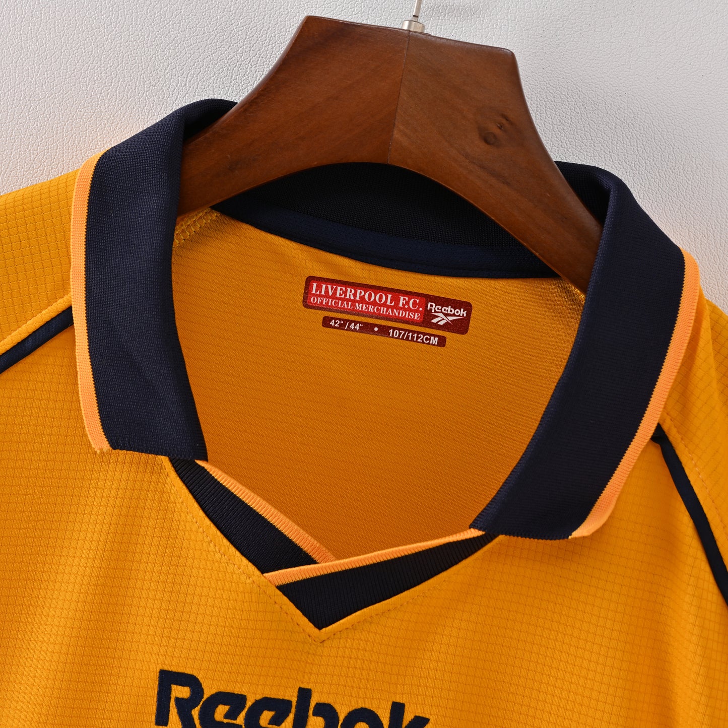Retro Liverpool Away 00/01