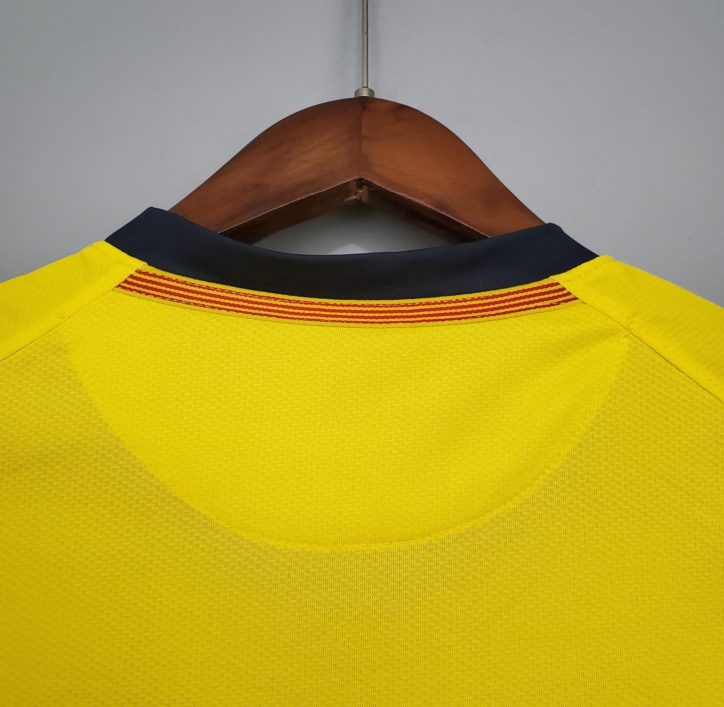Retro Barcelona Away 08/09