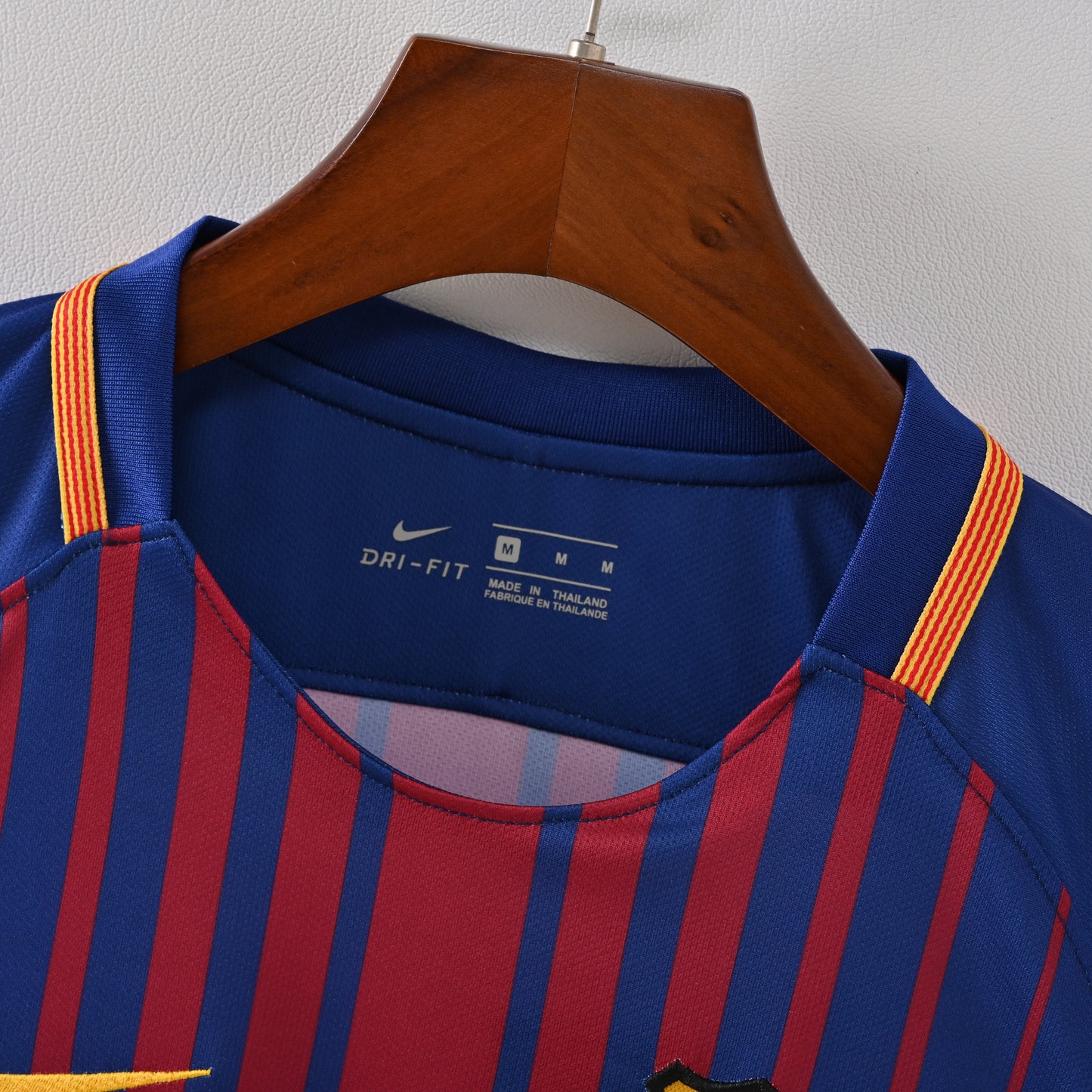 Retro Barcelona Home 17/18