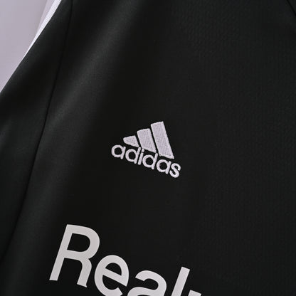 Retro Real Madrid H&A 01/02