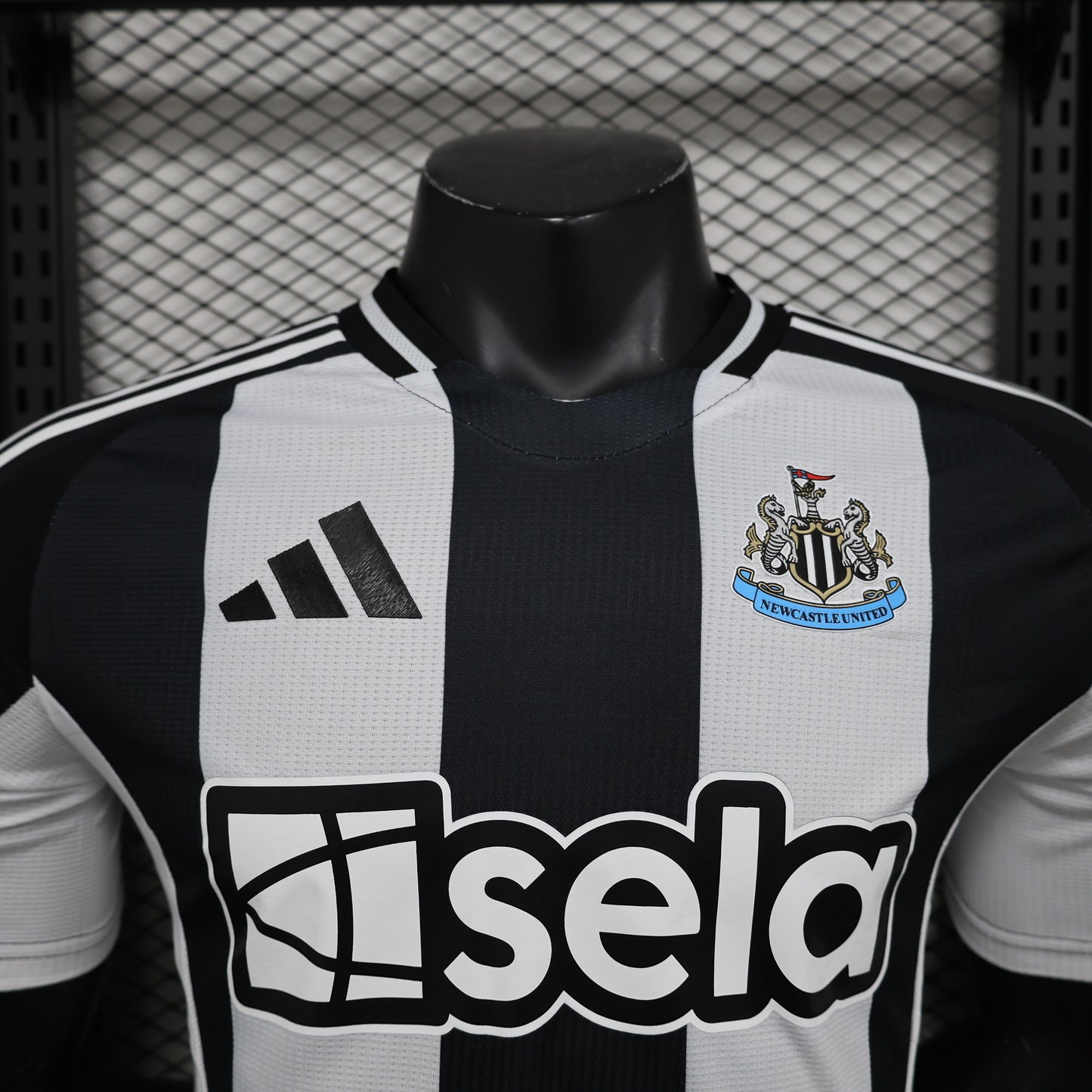 Newcastle United 25/26 Kit