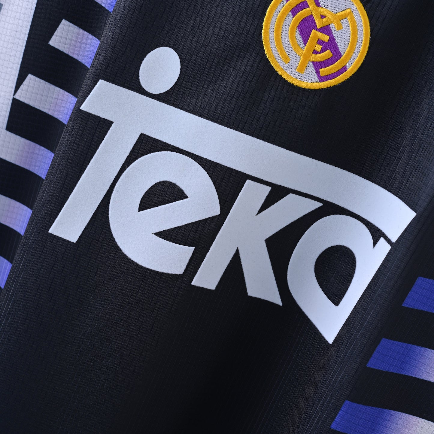 Retro Real Madrid Third Away 97/98