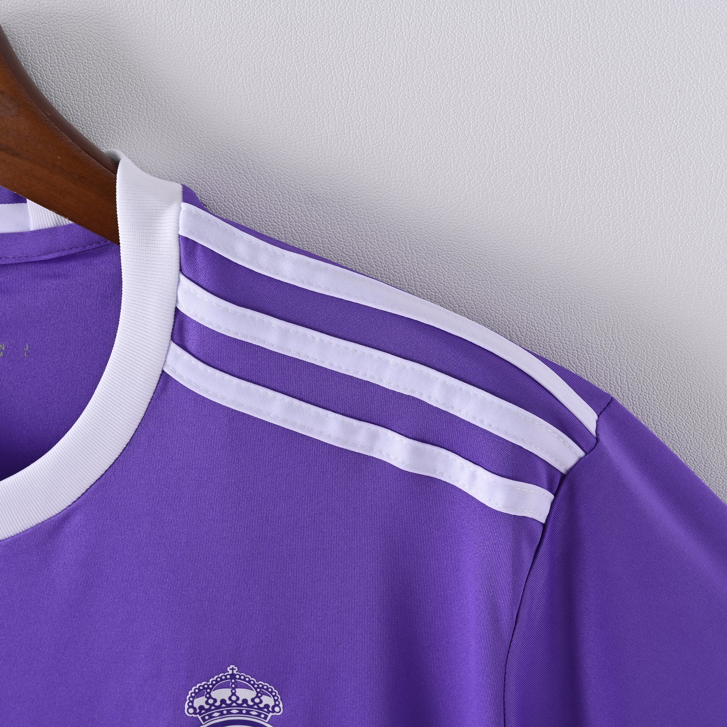 Retro Real Madrid Away 16/17