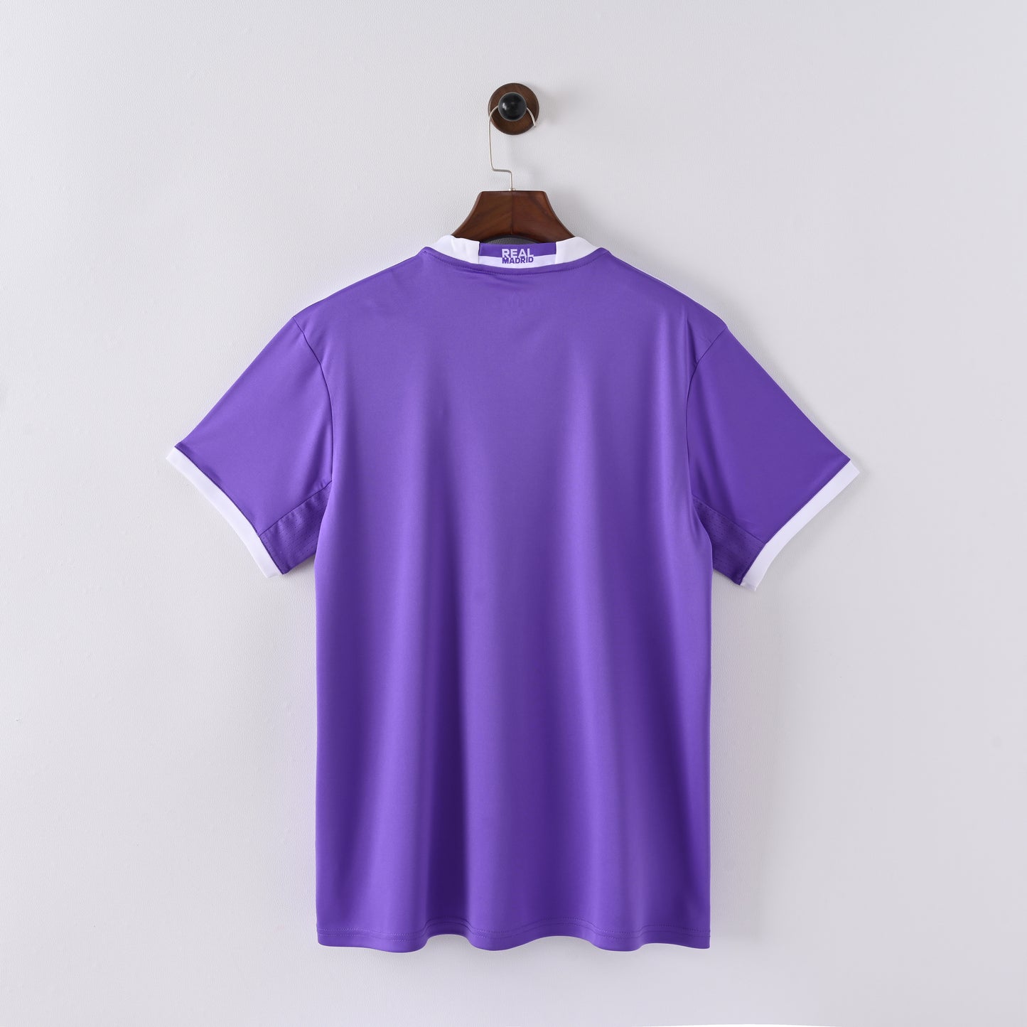 Retro Real Madrid Away 16/17