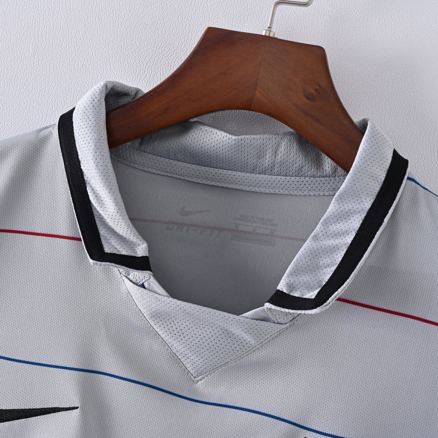 Barcelona Away 03/04