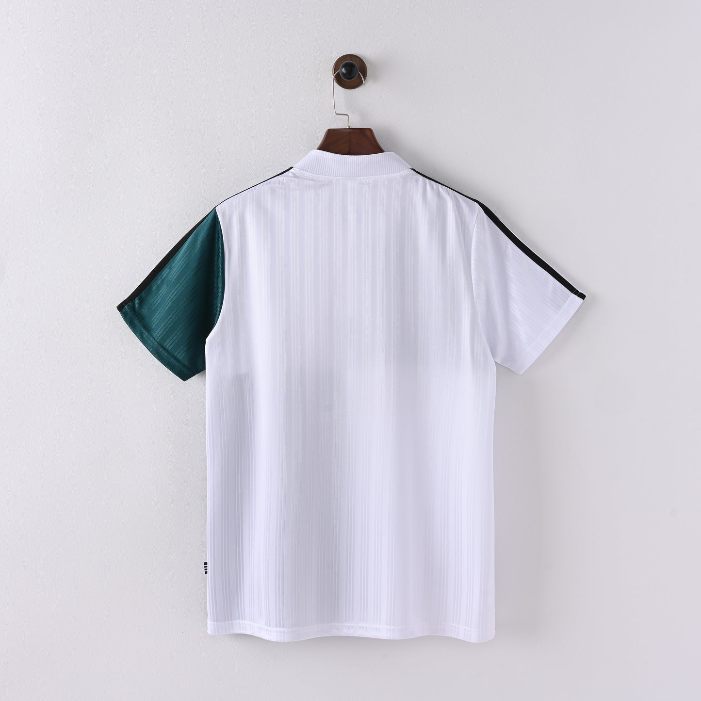 Retro Liverpool Away 95/96