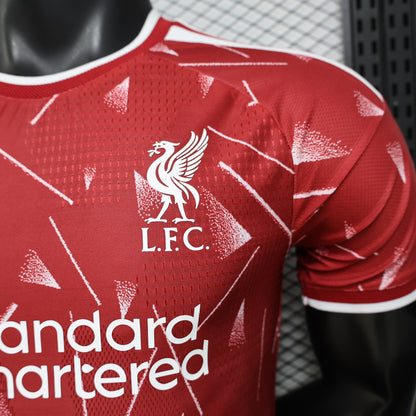 Liverpool 26/27 Kit