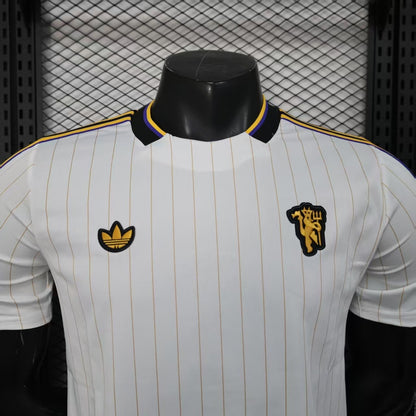 Manchester United Terrace Icon_White&Black 25/26