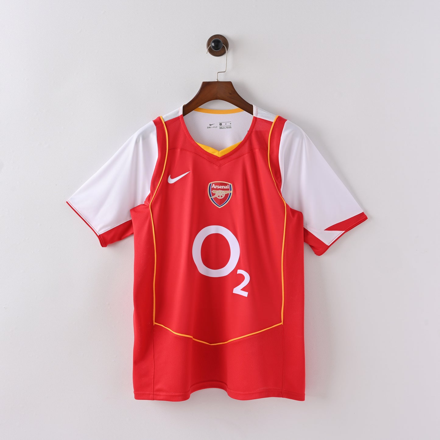 Arsenal Home 04/05