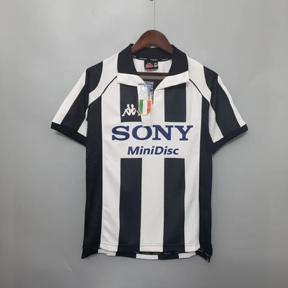 Juventus '98 Home