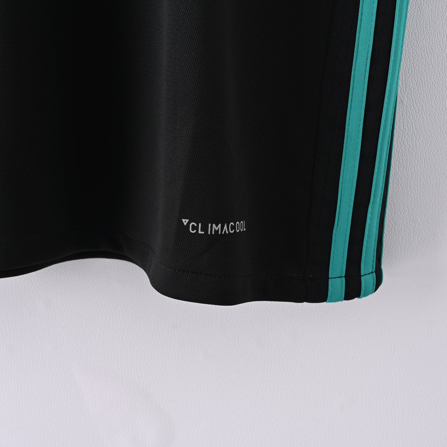 Retro Real Marid Away 17/18