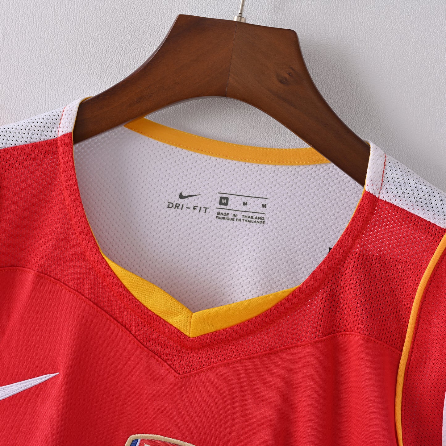 Arsenal Home 04/05