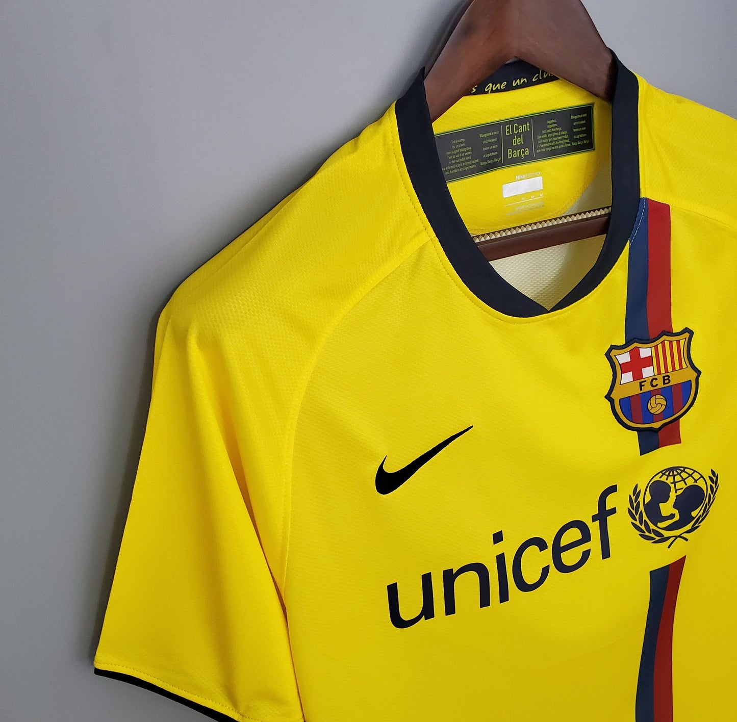 Retro Barcelona Away 08/09