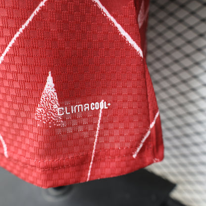 Liverpool 26/27 Kit