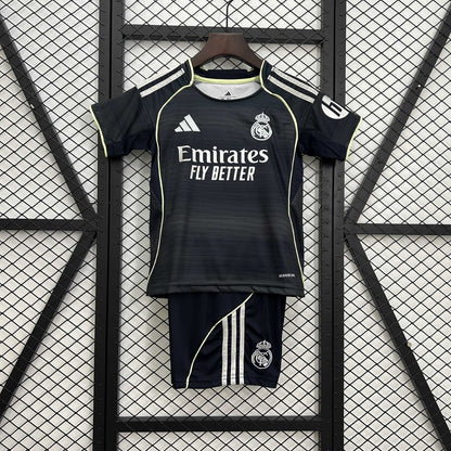 Kids Real Madrid 25/26 Kit